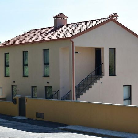 Apartamentos Compostela Lobios Exterior photo